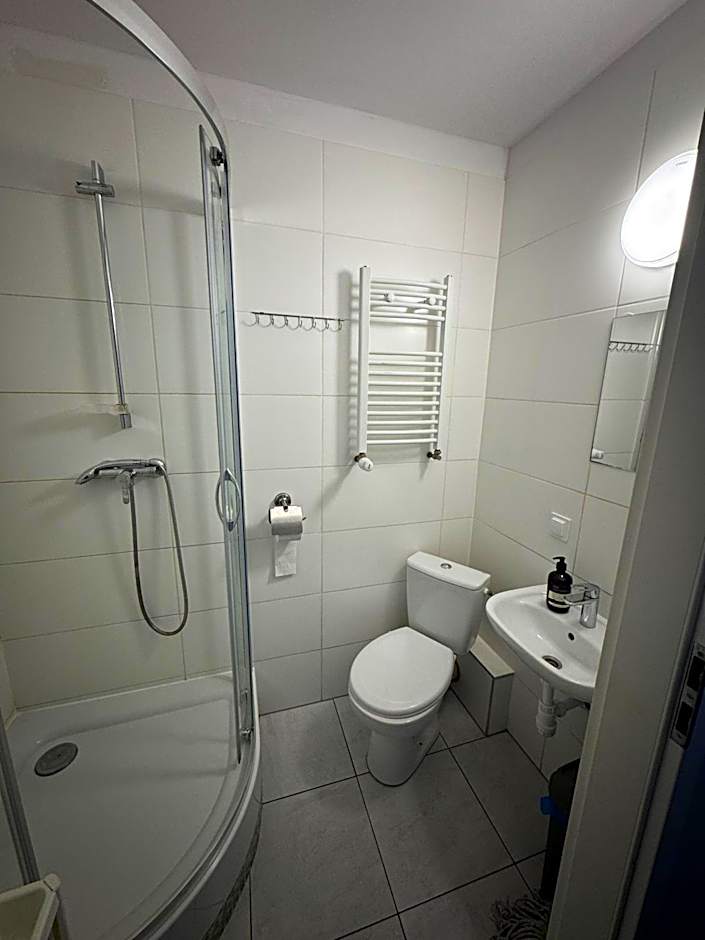 Hostelik Przy Przystanku