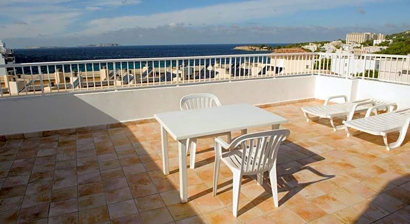 Poniente Playa Aparthotel