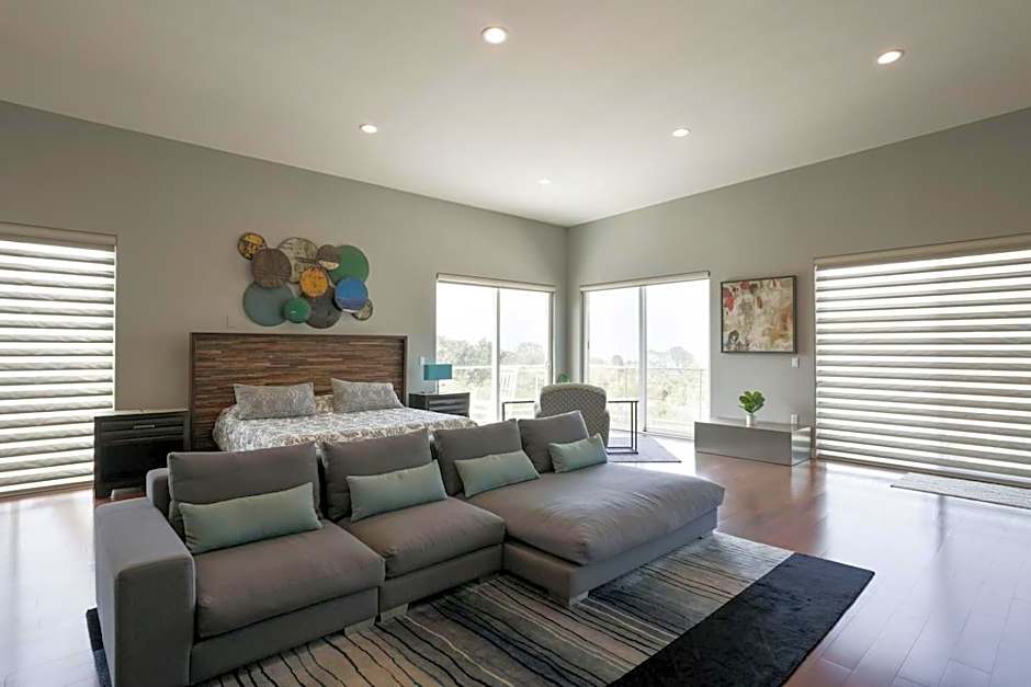 Architectural Gem La Jolla Oceanview surf and golf