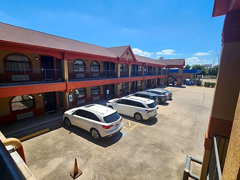 Scottish Inn and Suites Beaumont