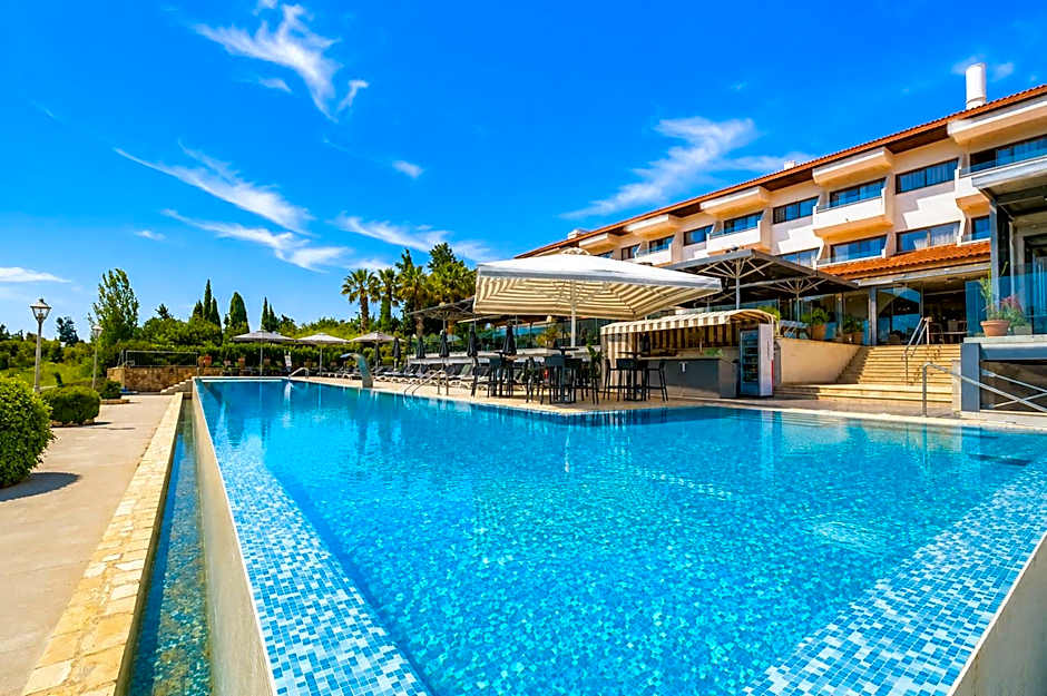 Droushia Heights Hotel