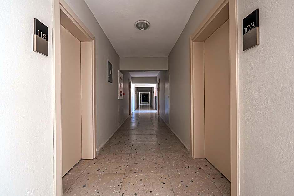 Begonville Hotel
