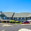 Quality Inn & Suites East Troy I-43