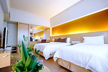 Deluxe Family Room