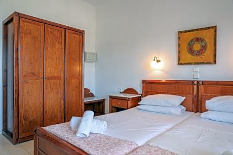 Studio with Sea View