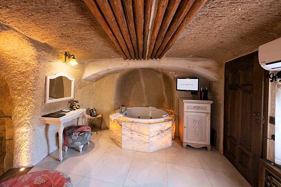 Tafoni Houses Cave Hotel