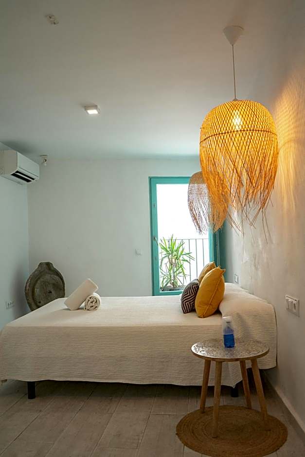 Photo 1 of 10 of Jetted Tub