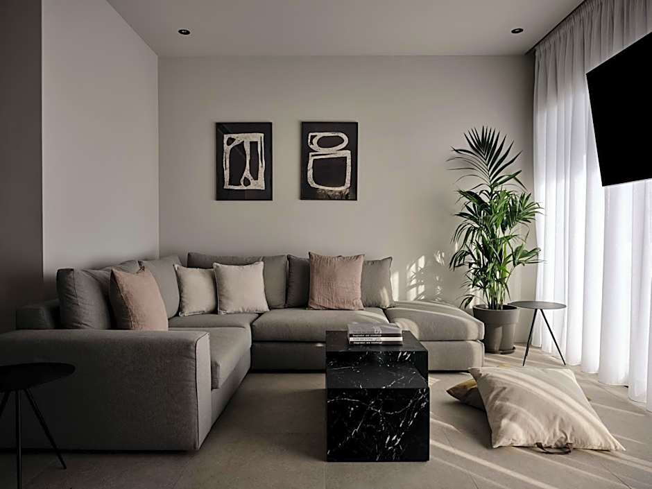 Bond Smart Living Suites