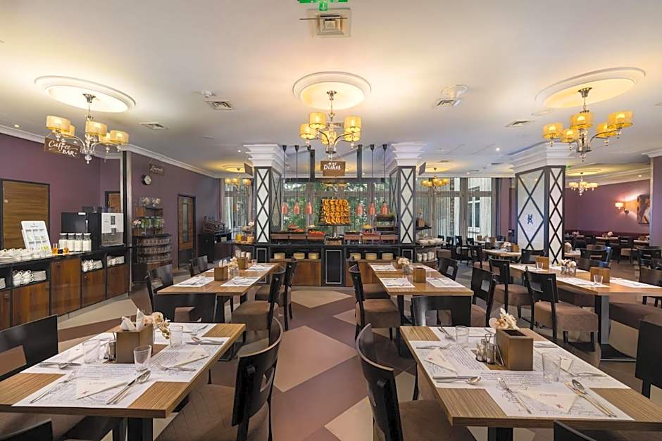 Carlton Hotel Buda Castle