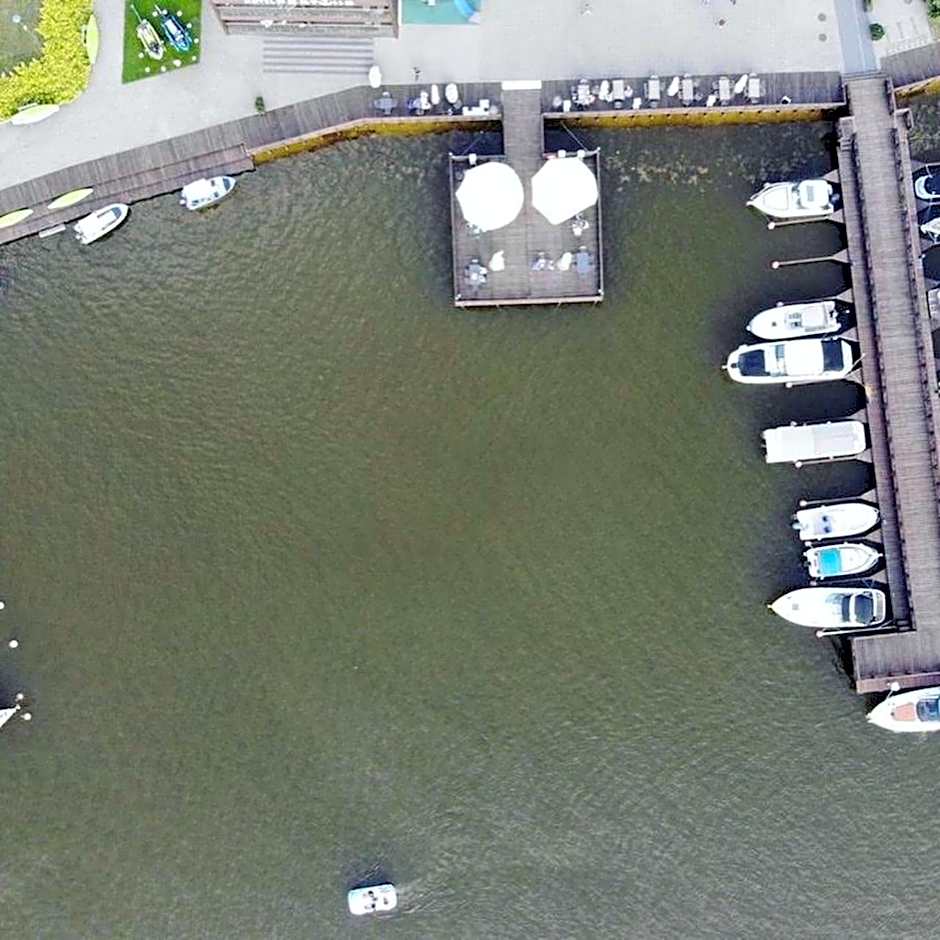 Hotel Port 110