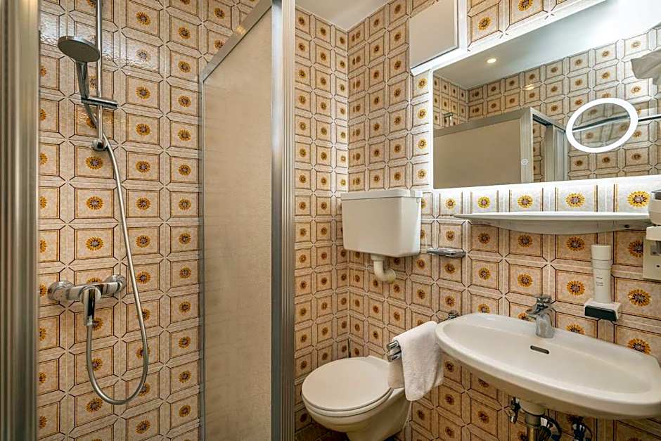 Der Burgblick-Adults Only