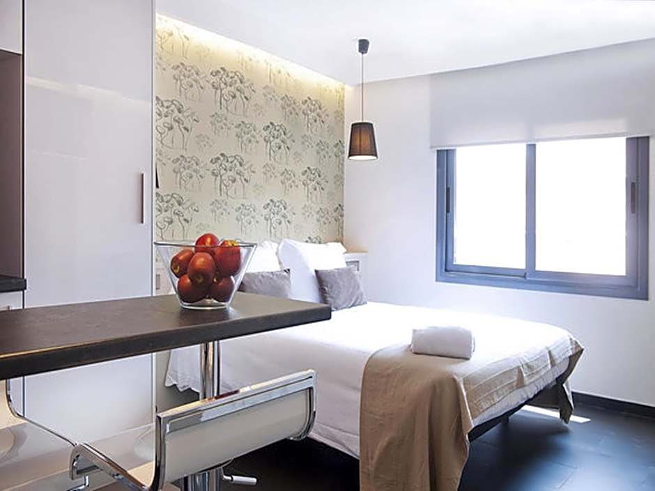 Barcelona Fifteen central Aparthotel