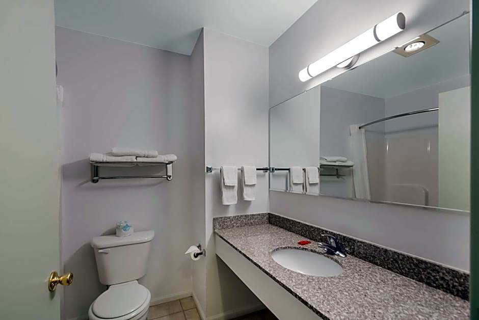 SureStay Plus Hotel by Best Western Berkeley Springs