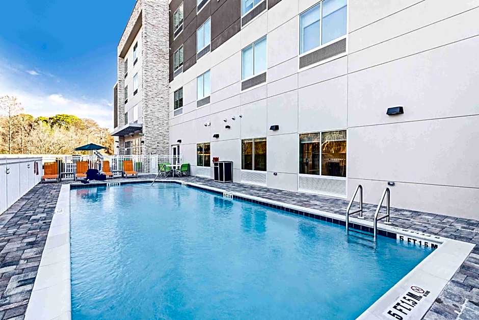 Holiday Inn Express & Suites Niceville - Eglin Area By IHG
