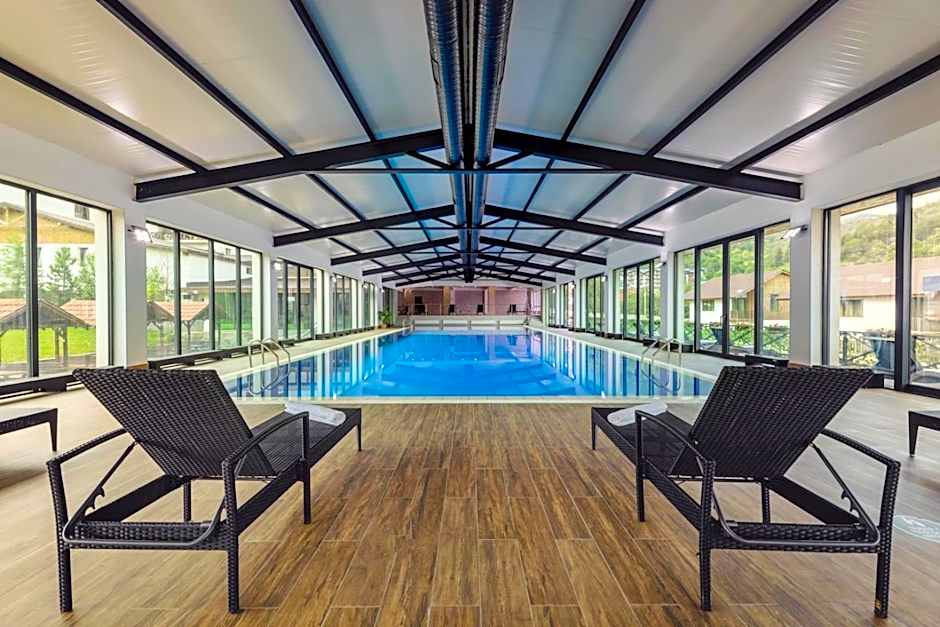 Crystal Hotel & SPA