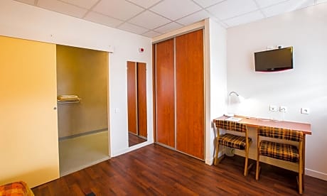 Twin Room - Disability Access