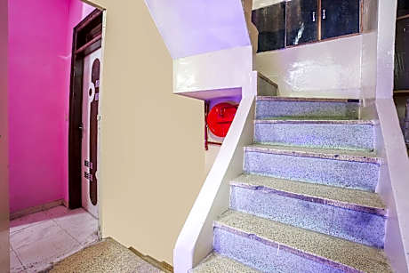 SPOT ON Anchal Guest House Near Gurudwara Shri Bangla Sahib