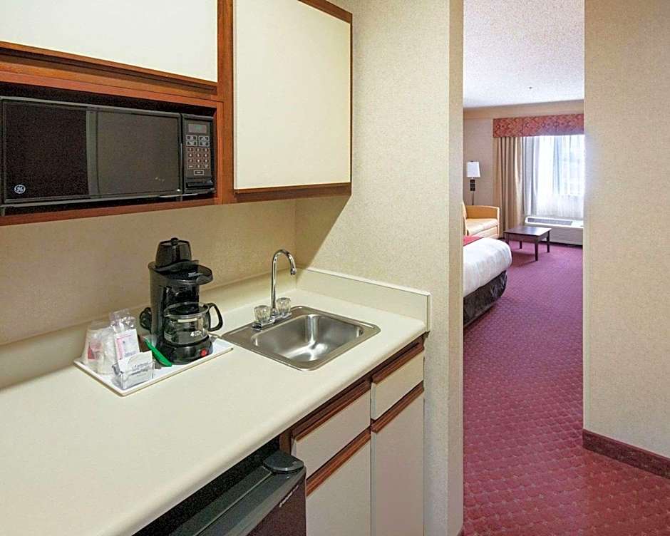Comfort Suites Parkersburg South