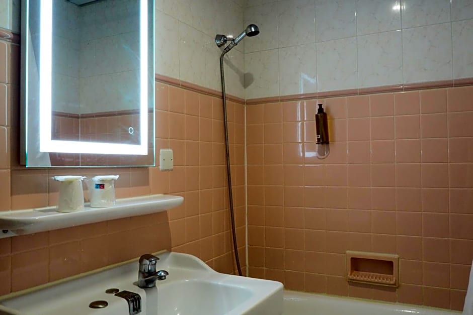 Hotel Busby