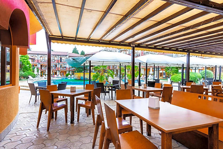 Complex Sunrise by HMG - All Inclusive