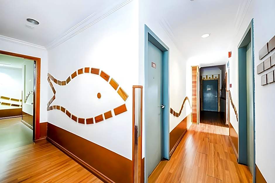 OYO 210 Hotel Five 2