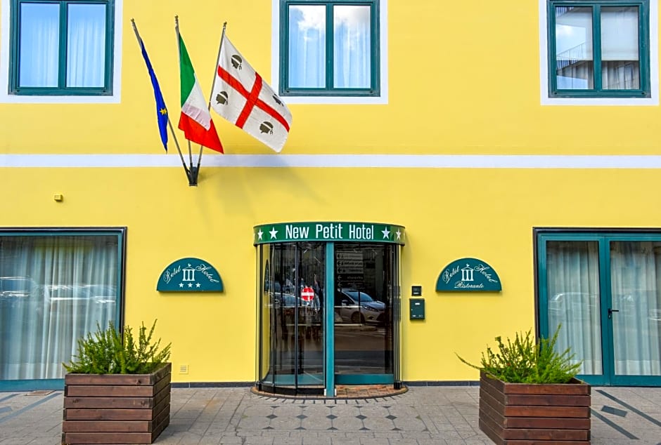 New Petit Hotel