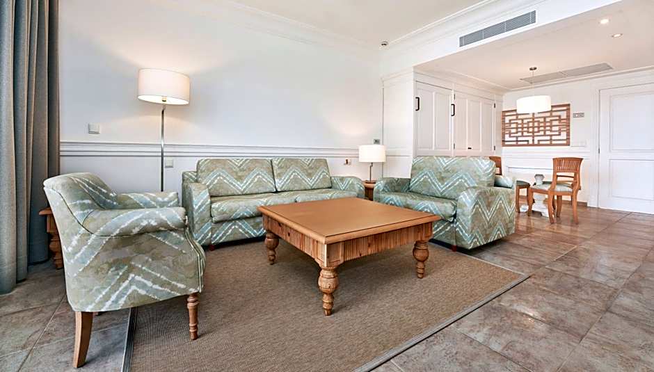 Insotel Punta Prima Prestige Suites & Spa