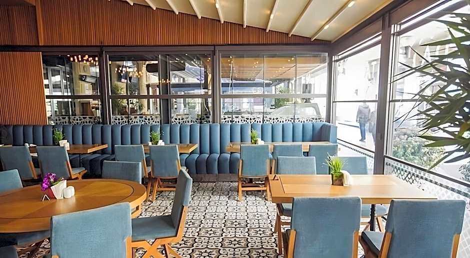 Theatrum Hotel Baku