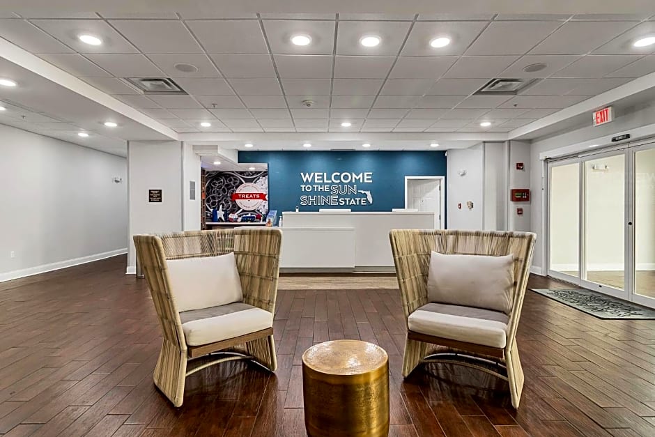 Holiday Inn Express & Suites Destin - Miramar Beach By IHG