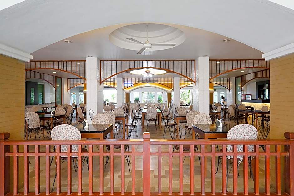 Eastern Grand Palace Hotel