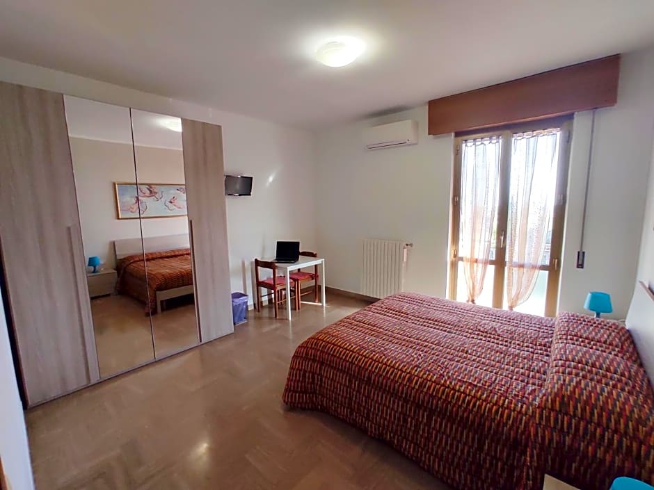 B&B Sunbeach – San Benedetto del Tronto, MO