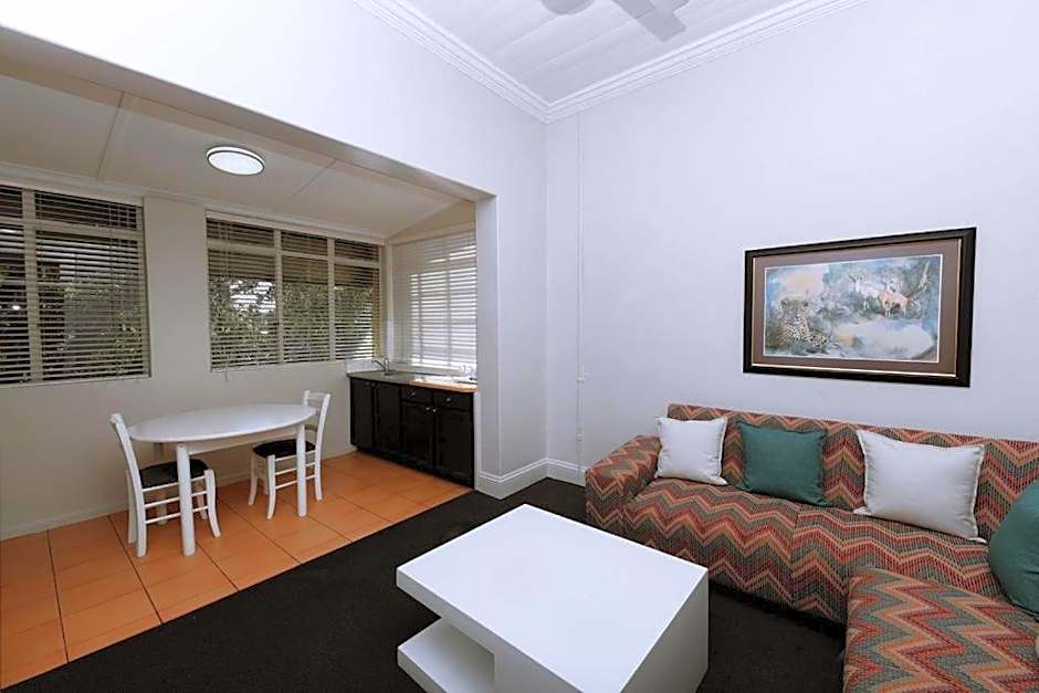 Madeline Grove Bed & Breakfast