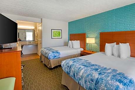 Double Room with Two Double Beds and Roll-In Shower - Disability Access/Non-Smoking