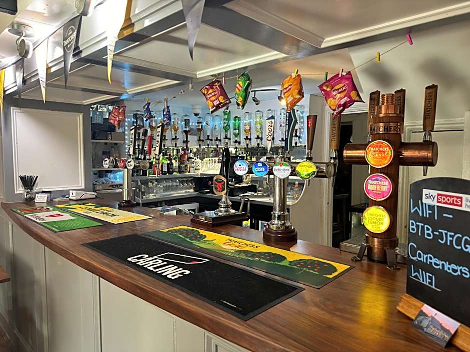 The Carpenters Arms Rooms in Broadway, Laugharne