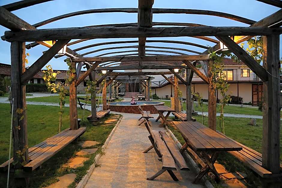 Seven Generations Winery Hotel