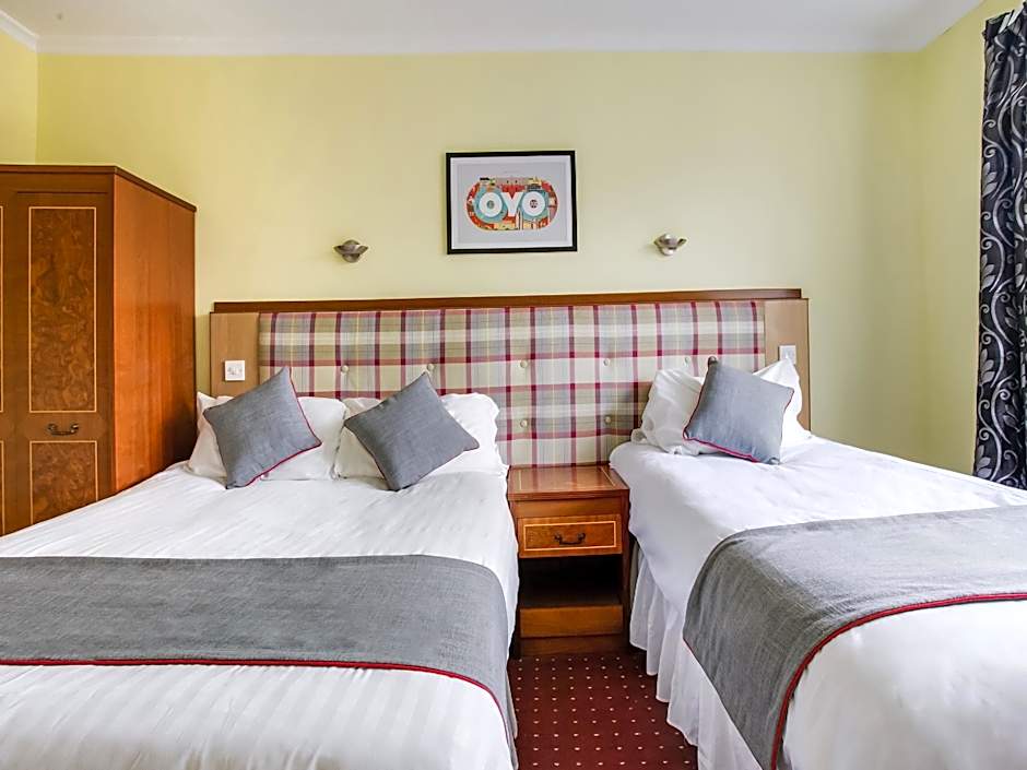 OYO Glenpark Hotel, Ayr Central