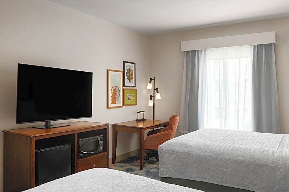 Hampton Inn Seattle/Everett Downtown