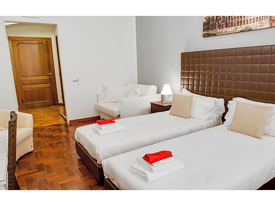 Lh Royal Suites Terrace