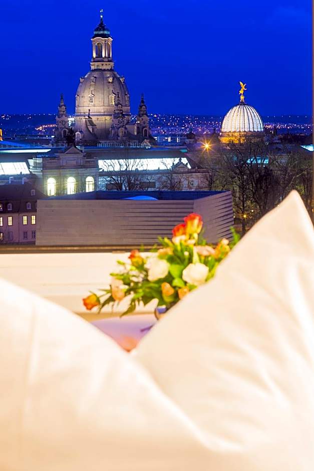 Hotel Am Terrassenufer