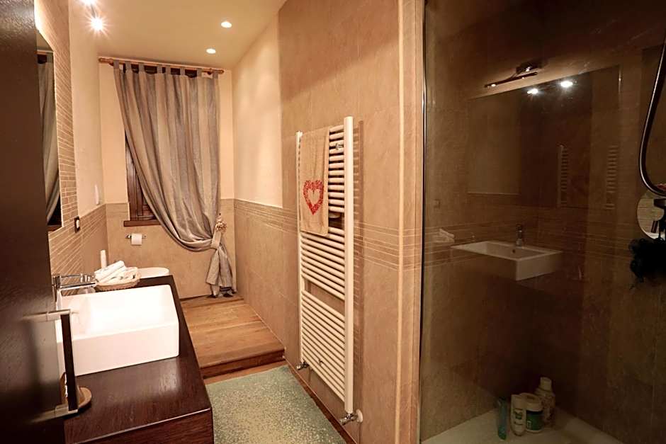 I Lari Castel Del Monte