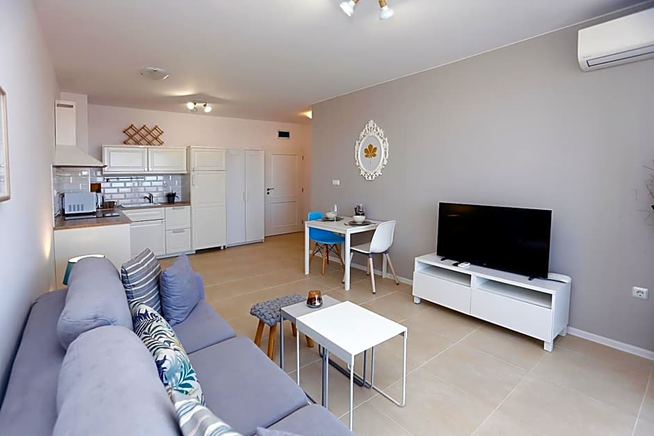 Green Life Apartments Sozopol