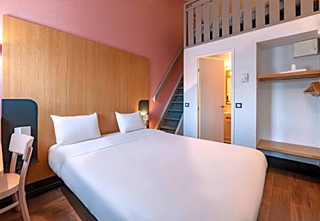 Quadruple Room - Non-Smoking