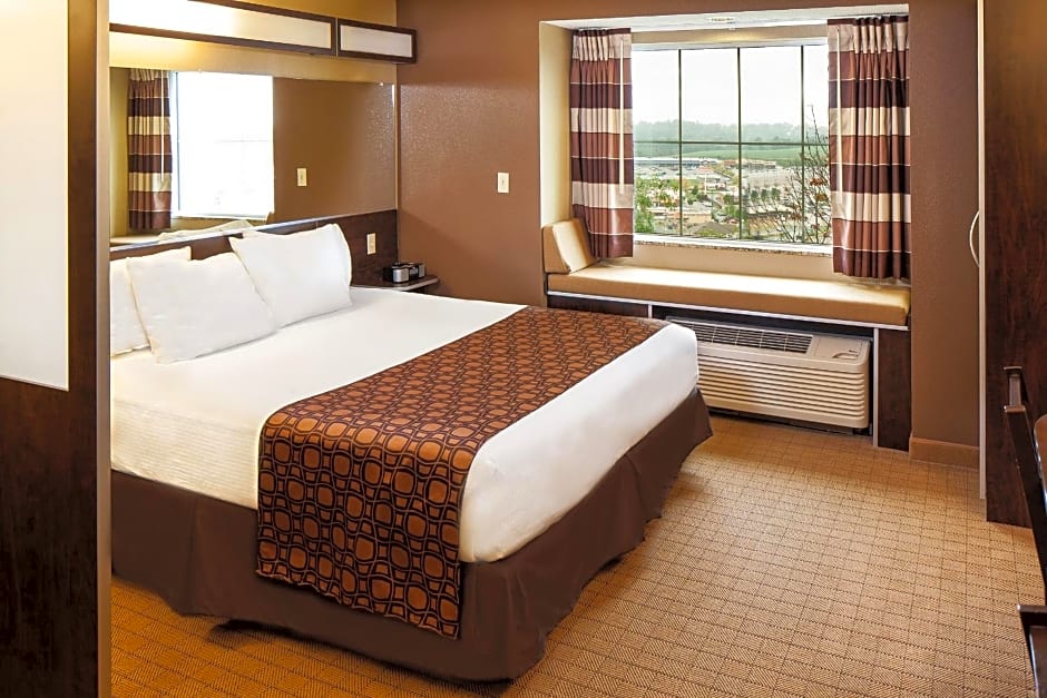 Microtel Inn & Suites by Wyndham St Clairsville/Wheeling