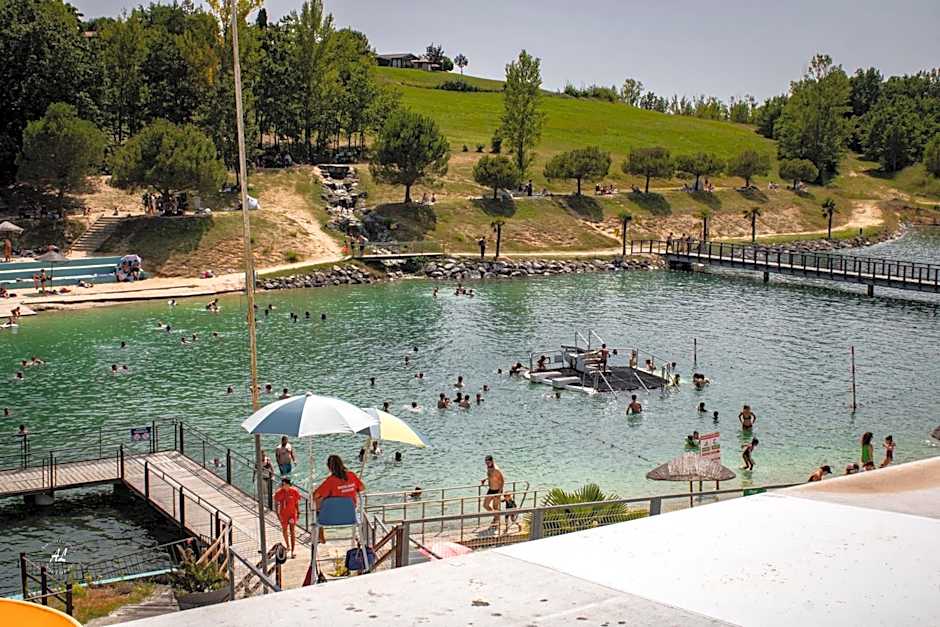 Terres de France - Les Hameaux des Lacs