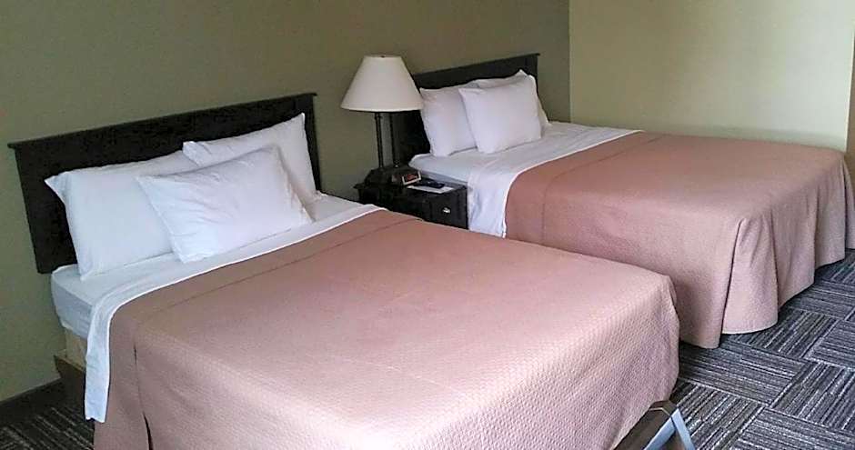 Sunlac Inn Devils Lake