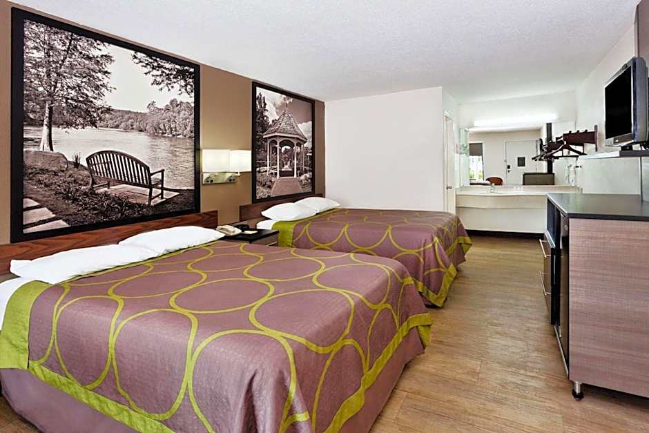 Super 8 by Wyndham Ringgold/Chattanooga Area