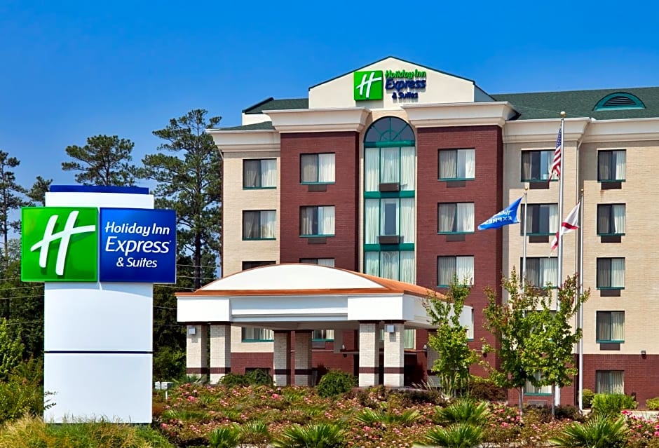 Holiday Inn Express Hotel & Suites Birmingham - Inverness 280 By IHG