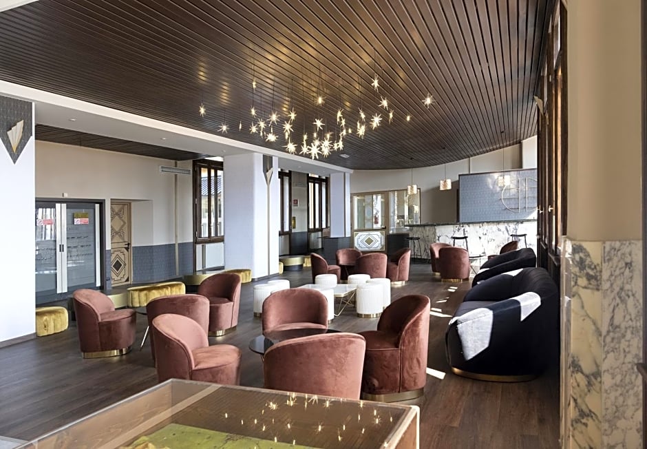 Pràcatinat Hotel & Restaurant