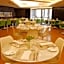 725 Continental Hotel