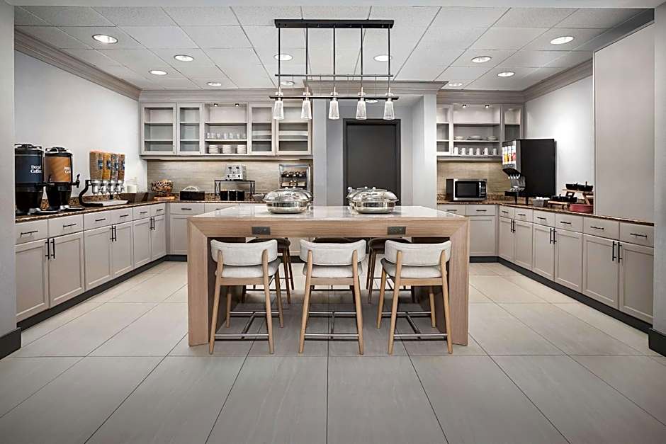 Homewood Suites By Hilton Cleveland-Solon